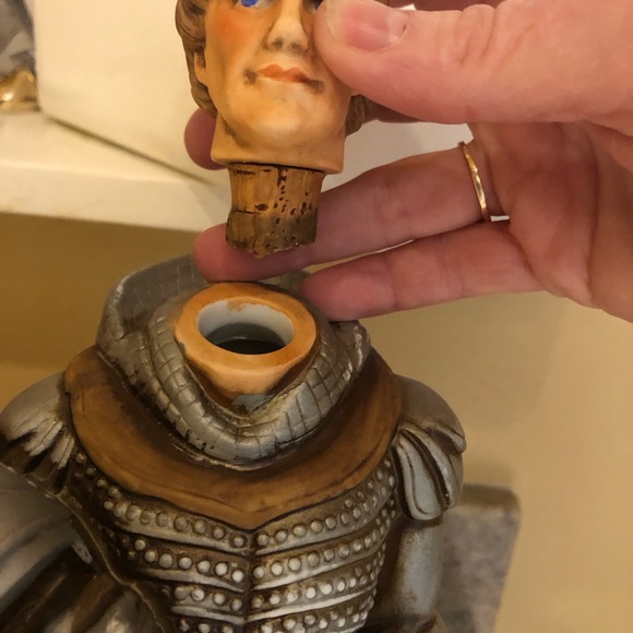 Sir Lancelot whiskey decanter. Vintage - Picture 2 of 8